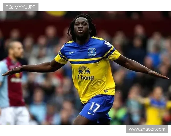 埃弗顿盼卢卡库回归那不勒斯或处罚前锋